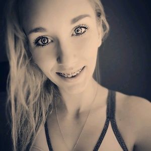 Meet your Posher, Hope